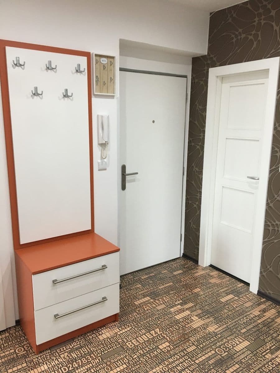 Prenájom bytu 2-izbový 55 m², Zdeňka Štěpánka, Rakovník, Středočeský kraj Prenájom bytu 2-izbový 55 m², Zdeňka Štěpánka, Rakovník, Středočeský kraj