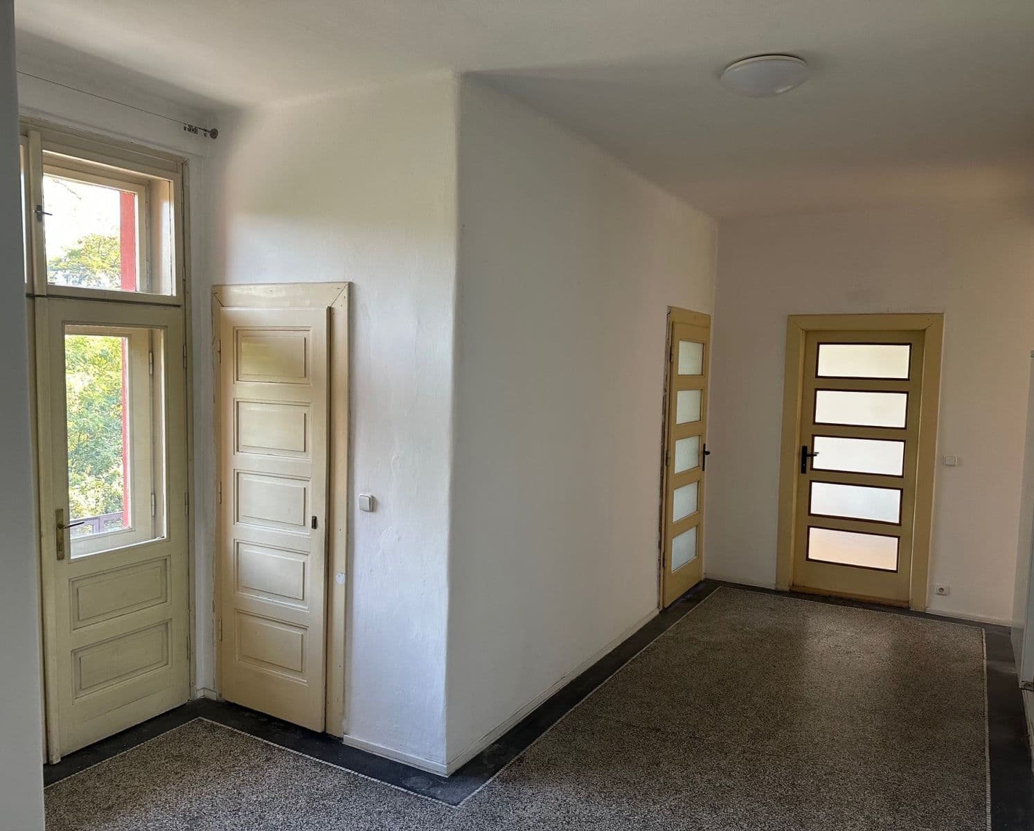 Prenájom bytu 2-izbový 80 m², U Vody, Praha, Praha Prenájom bytu 2-izbový 80 m², U Vody, Praha, Praha
