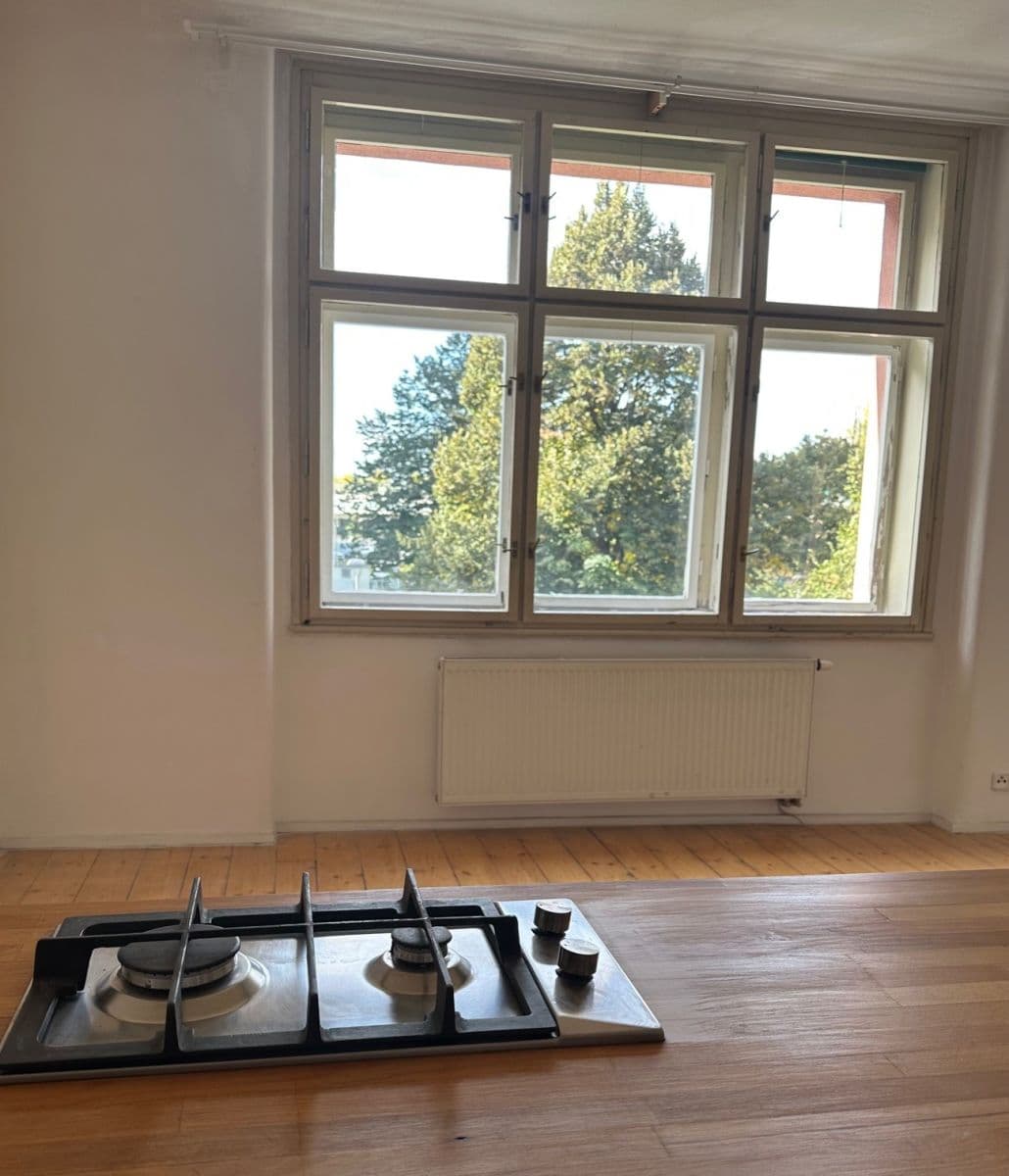 Prenájom bytu 2-izbový 80 m², U Vody, Praha, Praha Prenájom bytu 2-izbový 80 m², U Vody, Praha, Praha