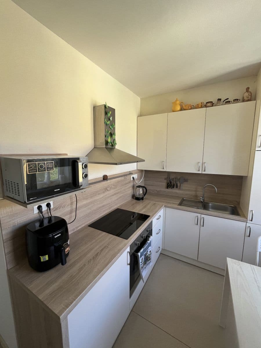 Prenájom bytu 2-izbový 51 m², Blatenská, Plzeň, Plzeňský kraj Prenájom bytu 2-izbový 51 m², Blatenská, Plzeň, Plzeňský kraj