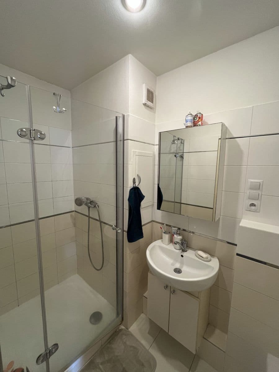 Prenájom bytu 2-izbový 51 m², Blatenská, Plzeň, Plzeňský kraj Prenájom bytu 2-izbový 51 m², Blatenská, Plzeň, Plzeňský kraj
