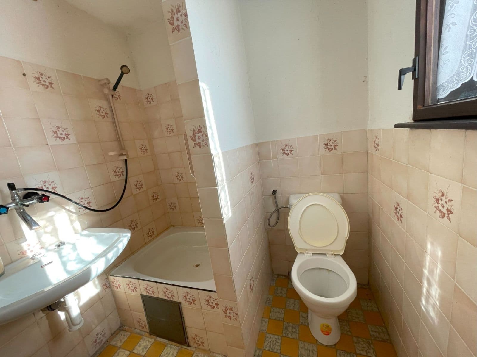 Predaj rekreačného objektu 1 m², pozemok 214 m², Borovno, Plzeňský kraj Predaj rekreačného objektu 1 m², pozemok 214 m², Borovno, Plzeňský kraj