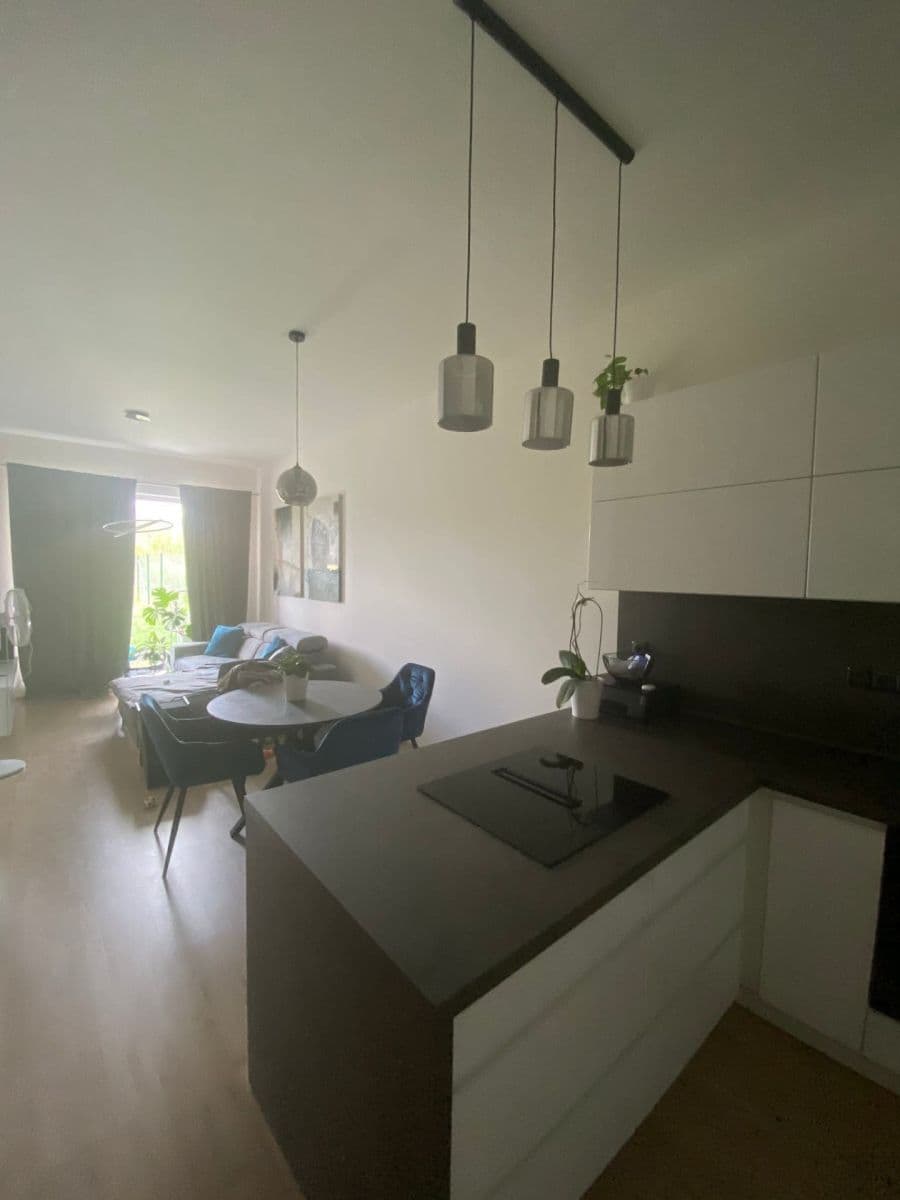 Prenájom bytu 2-izbový 59 m², Velvarská, Horoměřice, Středočeský kraj Prenájom bytu 2-izbový 59 m², Velvarská, Horoměřice, Středočeský kraj