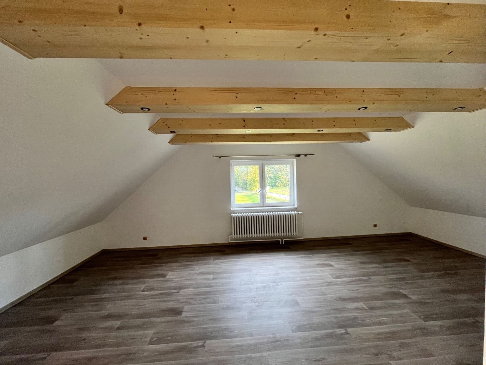 Prenájom domu 154 m², pozemok 593 m², Vělopolí, Moravskoslezský kraj Prenájom domu 154 m², pozemok 593 m², Vělopolí, Moravskoslezský kraj