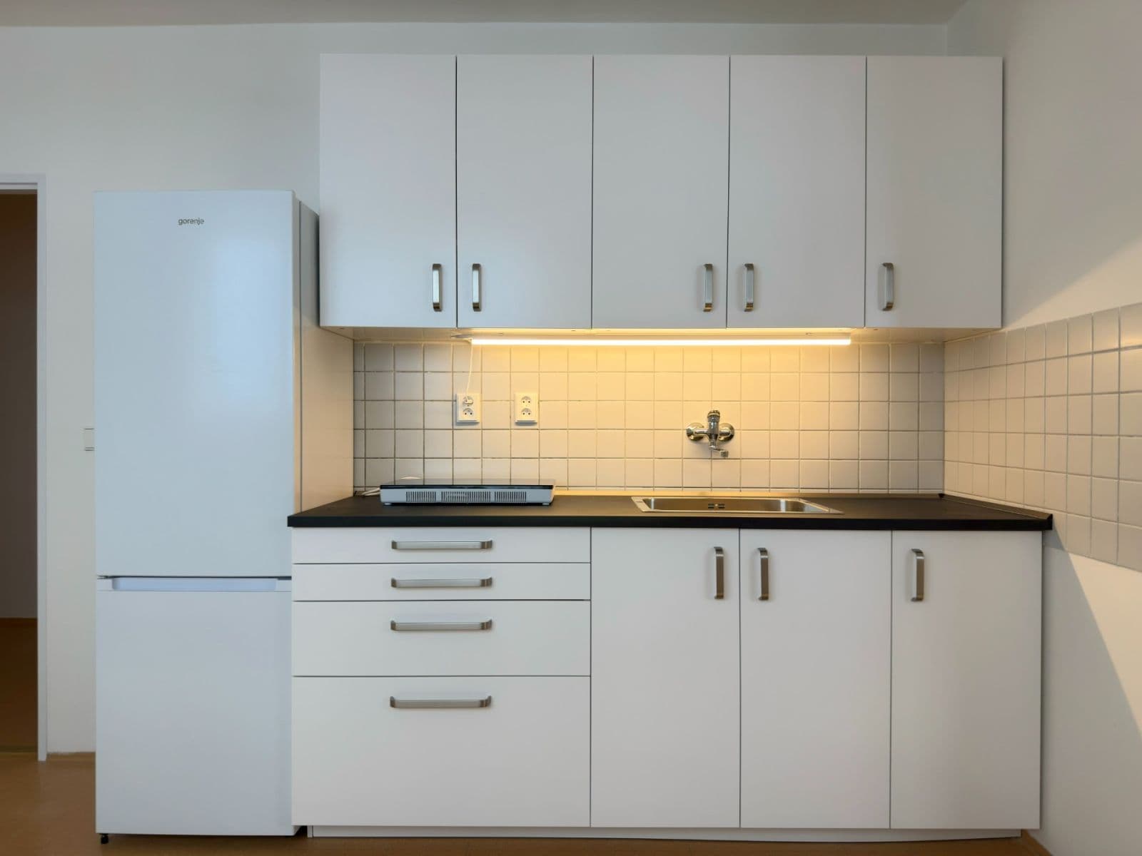Prenájom bytu 1-izbový 39 m², Zbynická, Praha, Praha Prenájom bytu 1-izbový 39 m², Zbynická, Praha, Praha