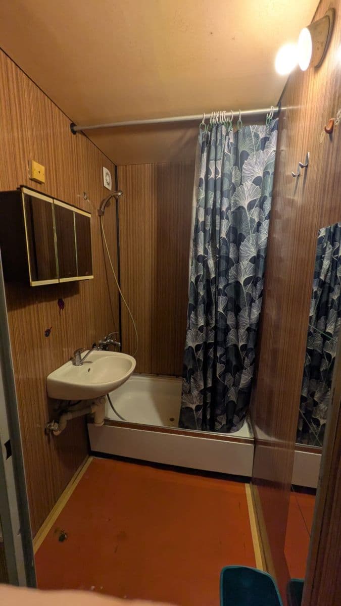 Prenájom bytu 2-izbový 42 m², Galandova, Praha, Praha Prenájom bytu 2-izbový 42 m², Galandova, Praha, Praha