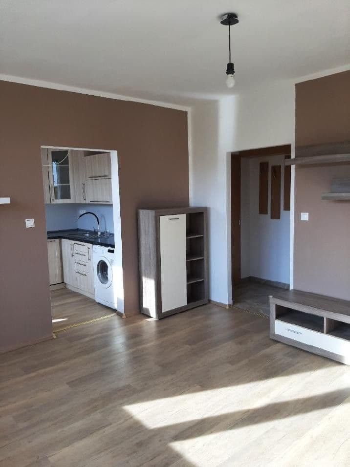 Prenájom bytu 2-izbový 44 m², Trnkova, Olomouc, Olomoucký kraj Prenájom bytu 2-izbový 44 m², Trnkova, Olomouc, Olomoucký kraj