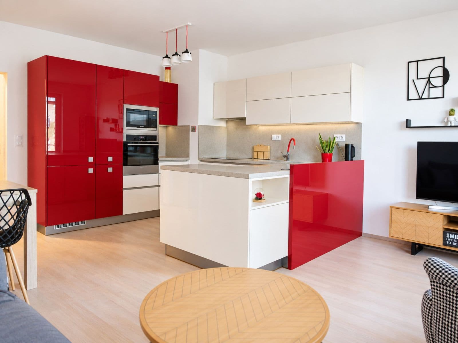 Predaj bytu 4-izbový 92 m², Zvěřinova, Praha, Praha Predaj bytu 4-izbový 92 m², Zvěřinova, Praha, Praha