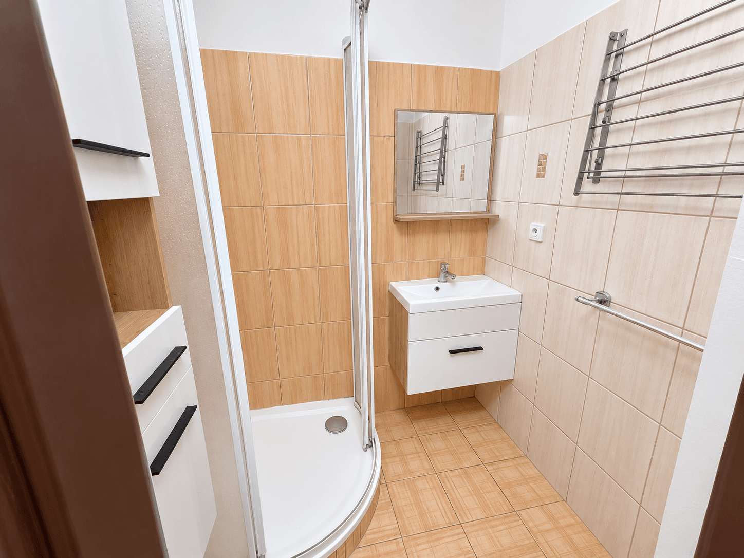 Prenájom bytu 3-izbový 67 m², Bohuslava Martinů, Svitavy, Pardubický kraj Prenájom bytu 3-izbový 67 m², Bohuslava Martinů, Svitavy, Pardubický kraj