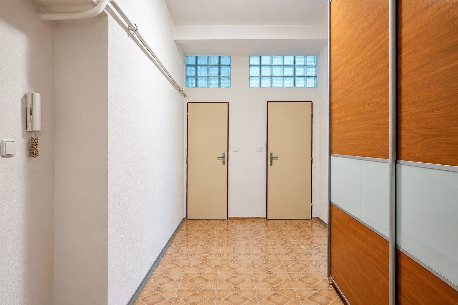 Predaj bytu 2-izbový 60 m², Přichystalova, Olomouc, Olomoucký kraj Predaj bytu 2-izbový 60 m², Přichystalova, Olomouc, Olomoucký kraj