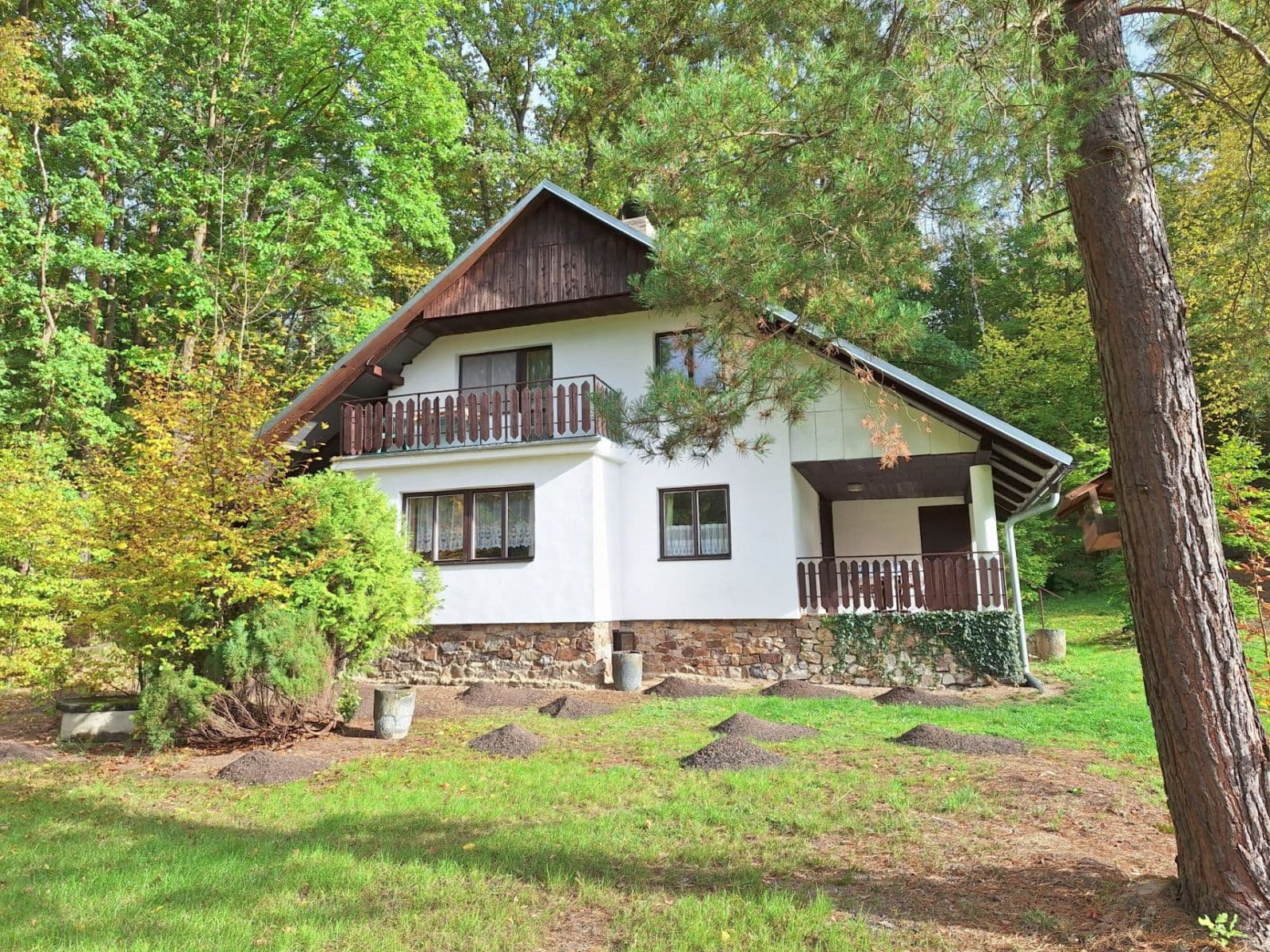Predaj rekreačného objektu 100 m², pozemok 746 m², V Brdcích, Zbiroh, Plzeňský kraj Predaj rekreačného objektu 100 m², pozemok 746 m², V Brdcích, Zbiroh, Plzeňský kraj