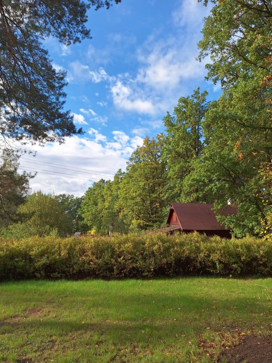 Predaj rekreačného objektu 100 m², pozemok 746 m², V Brdcích, Zbiroh, Plzeňský kraj Predaj rekreačného objektu 100 m², pozemok 746 m², V Brdcích, Zbiroh, Plzeňský kraj