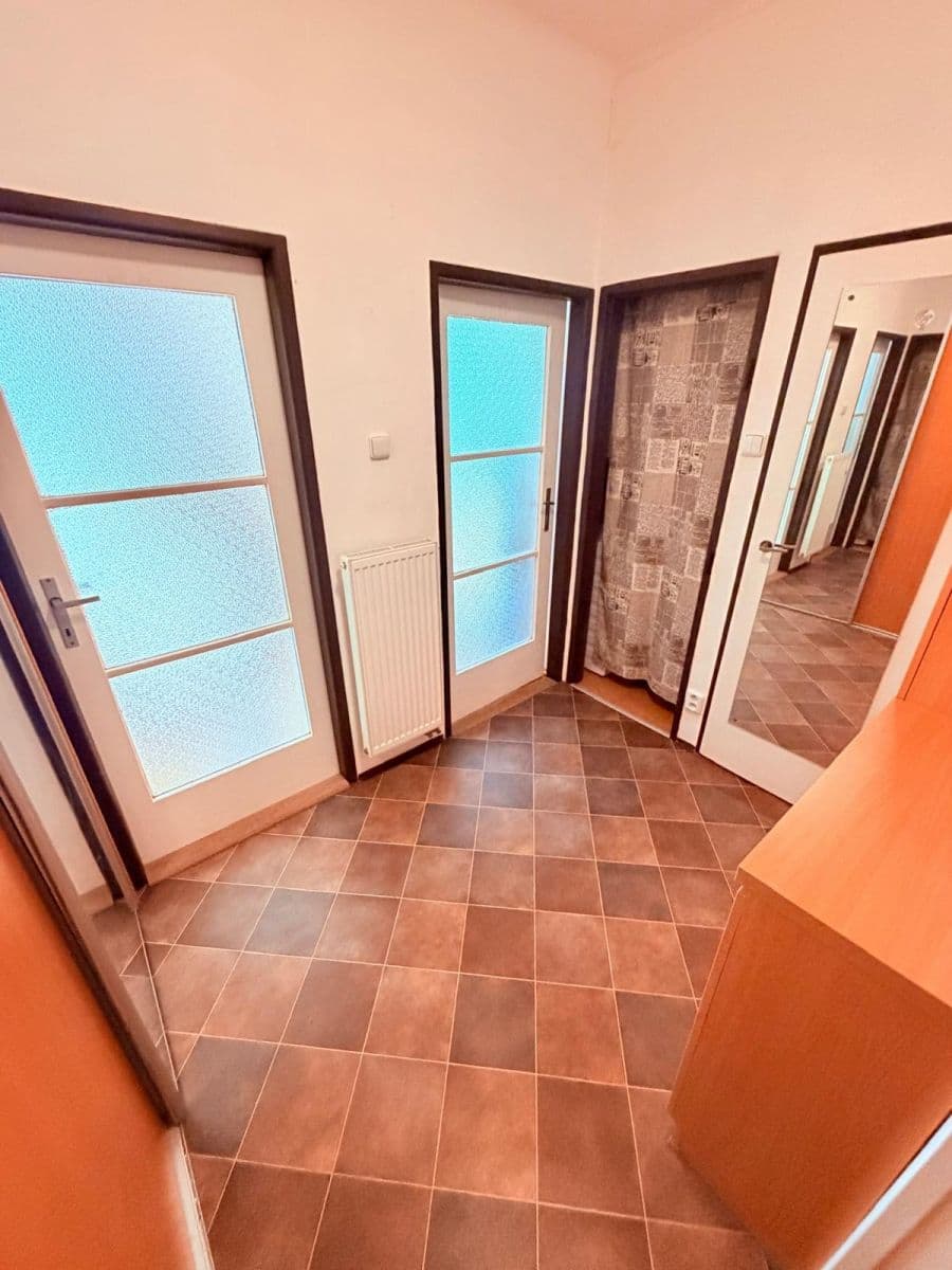Prenájom bytu 2-izbový 52 m², Na Jezerce, Praha, Praha Prenájom bytu 2-izbový 52 m², Na Jezerce, Praha, Praha