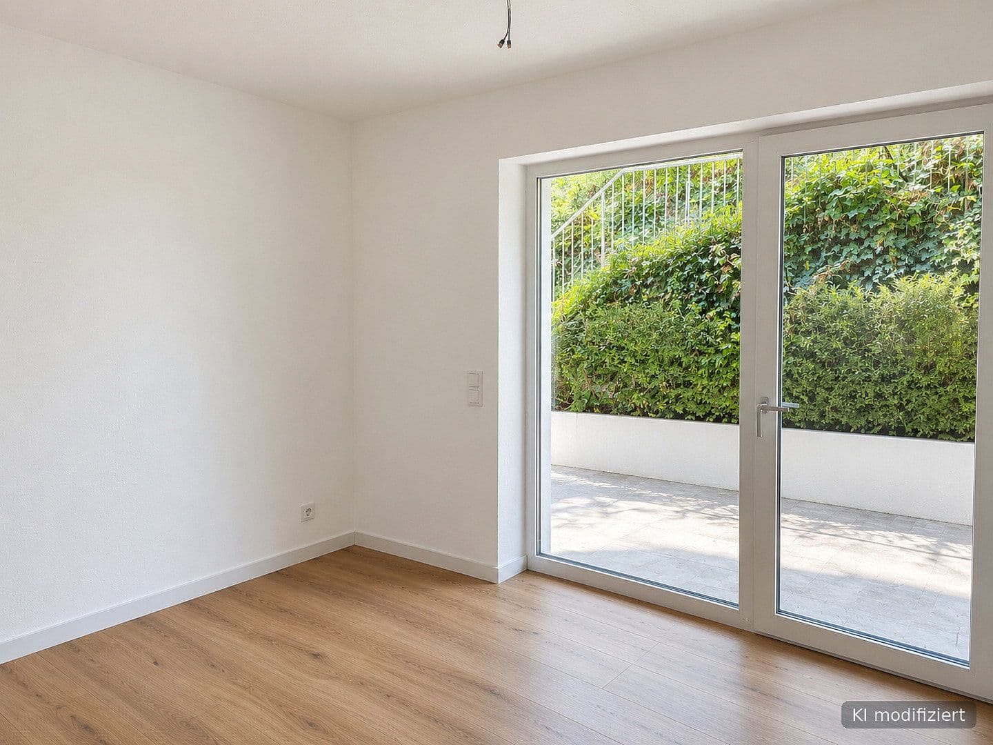 Prenájom bytu 4-izbový 118 m², Scheidter Straße 138, Saarbrücken, Sársko Prenájom bytu 4-izbový 118 m², Scheidter Straße 138, Saarbrücken, Sársko