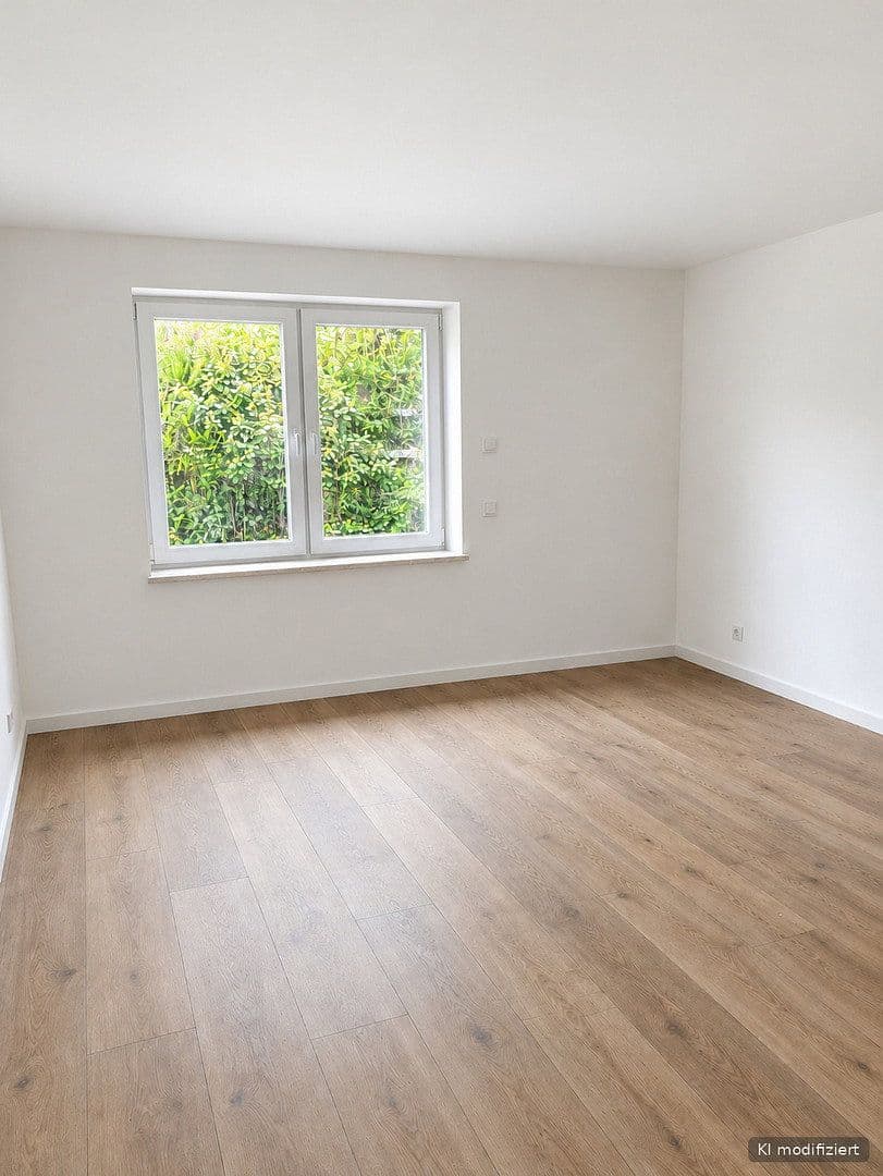 Prenájom bytu 4-izbový 118 m², Scheidter Straße 138, Saarbrücken, Sársko Prenájom bytu 4-izbový 118 m², Scheidter Straße 138, Saarbrücken, Sársko