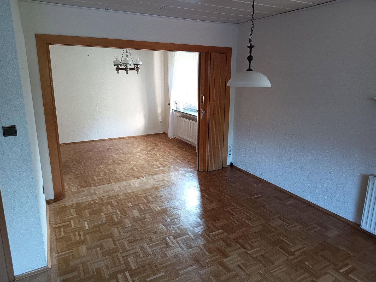 Predaj domu 116 m², pozemok 500 m², Rastede, Dolné Sasko Predaj domu 116 m², pozemok 500 m², Rastede, Dolné Sasko