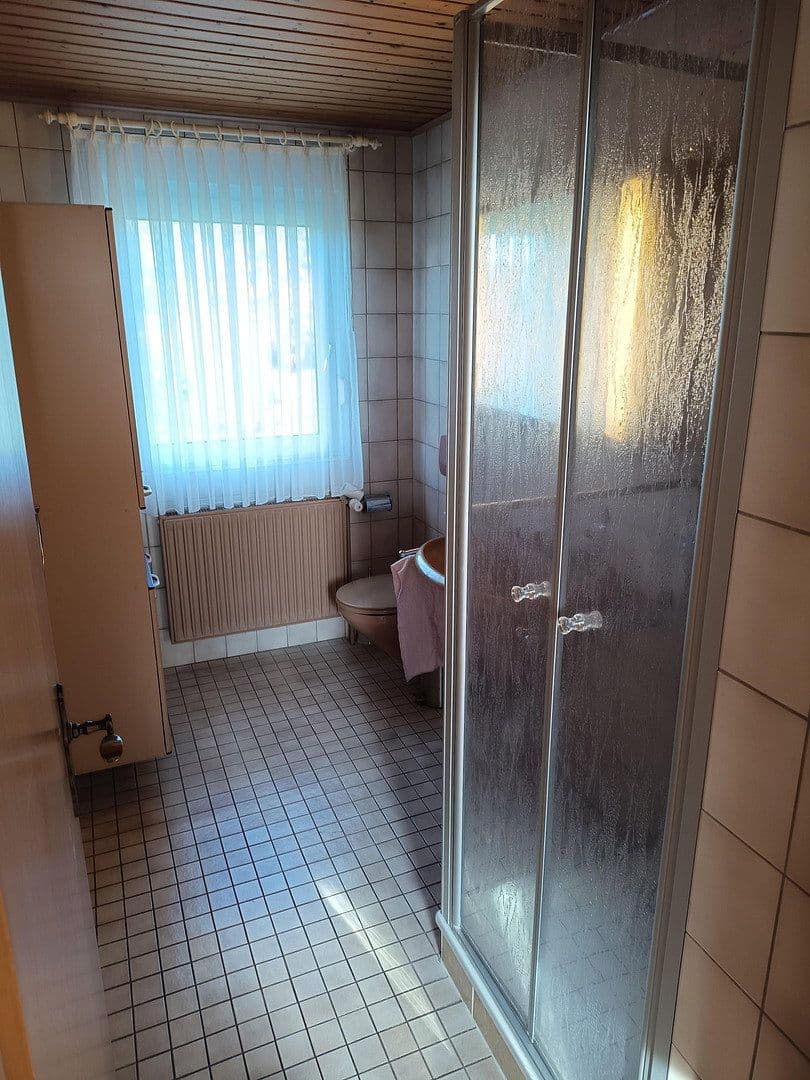 Predaj domu 116 m², pozemok 500 m², Rastede, Dolné Sasko Predaj domu 116 m², pozemok 500 m², Rastede, Dolné Sasko