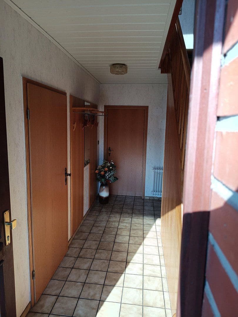 Predaj domu 116 m², pozemok 500 m², Rastede, Dolné Sasko Predaj domu 116 m², pozemok 500 m², Rastede, Dolné Sasko