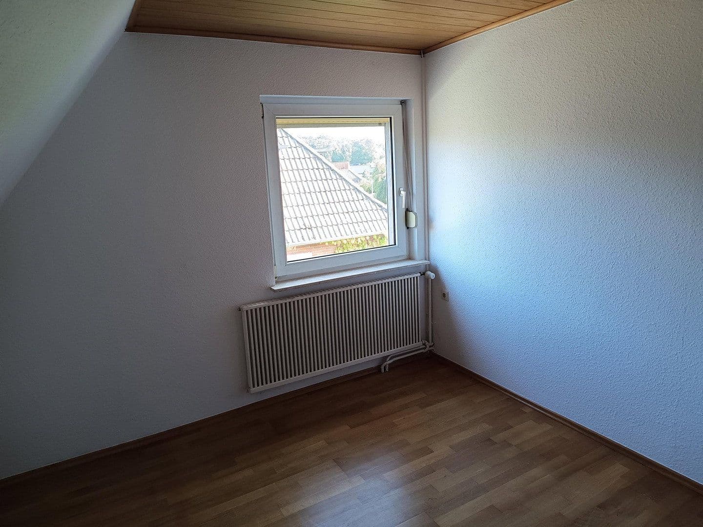 Predaj domu 116 m², pozemok 500 m², Rastede, Dolné Sasko Predaj domu 116 m², pozemok 500 m², Rastede, Dolné Sasko