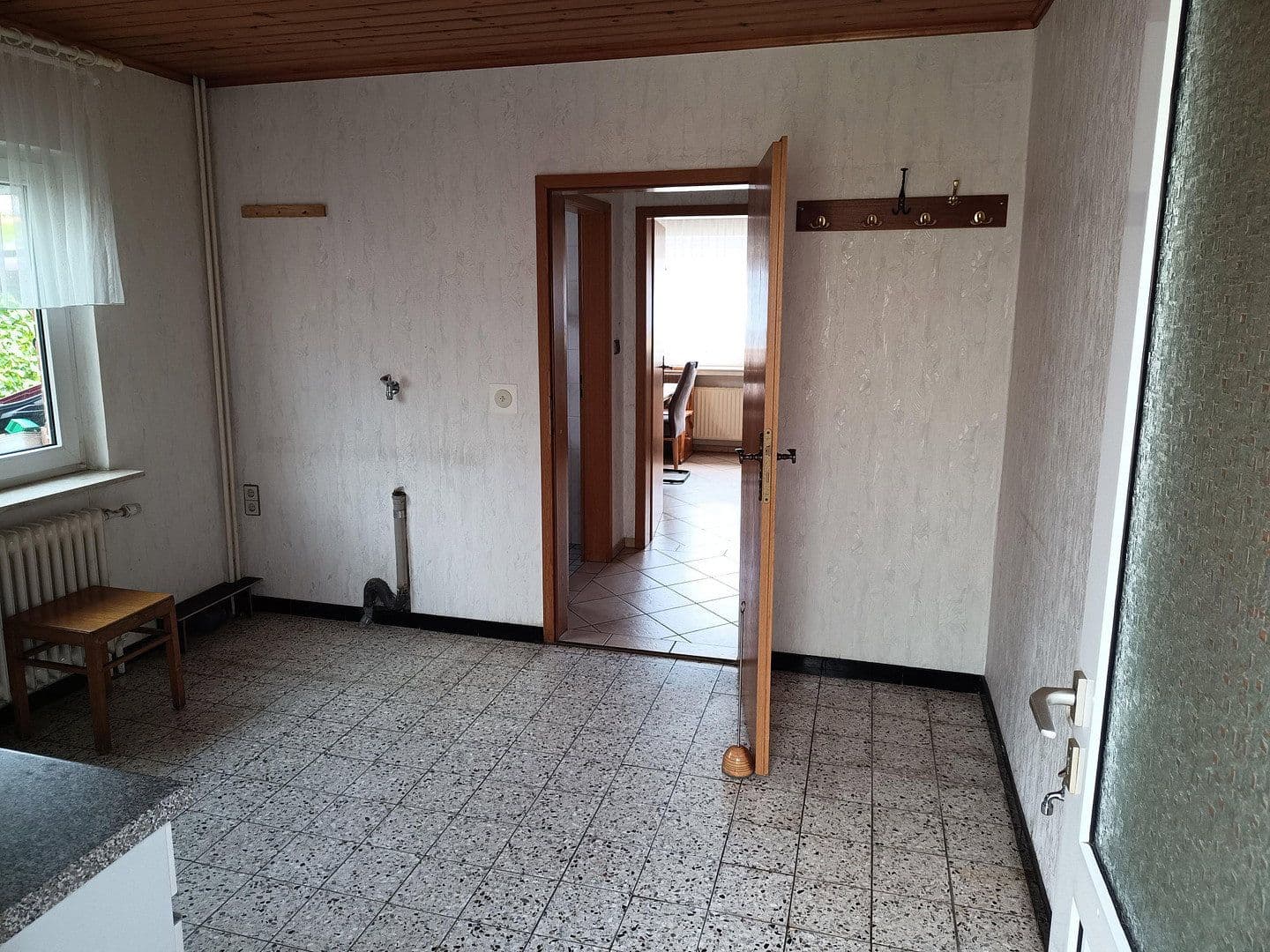 Predaj domu 116 m², pozemok 500 m², Rastede, Dolné Sasko Predaj domu 116 m², pozemok 500 m², Rastede, Dolné Sasko