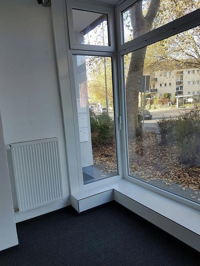 Prenájom kancelárie 30 m², Duisburg, Severné Porýnie - Westfálsko Prenájom kancelárie 30 m², Duisburg, Severné Porýnie - Westfálsko
