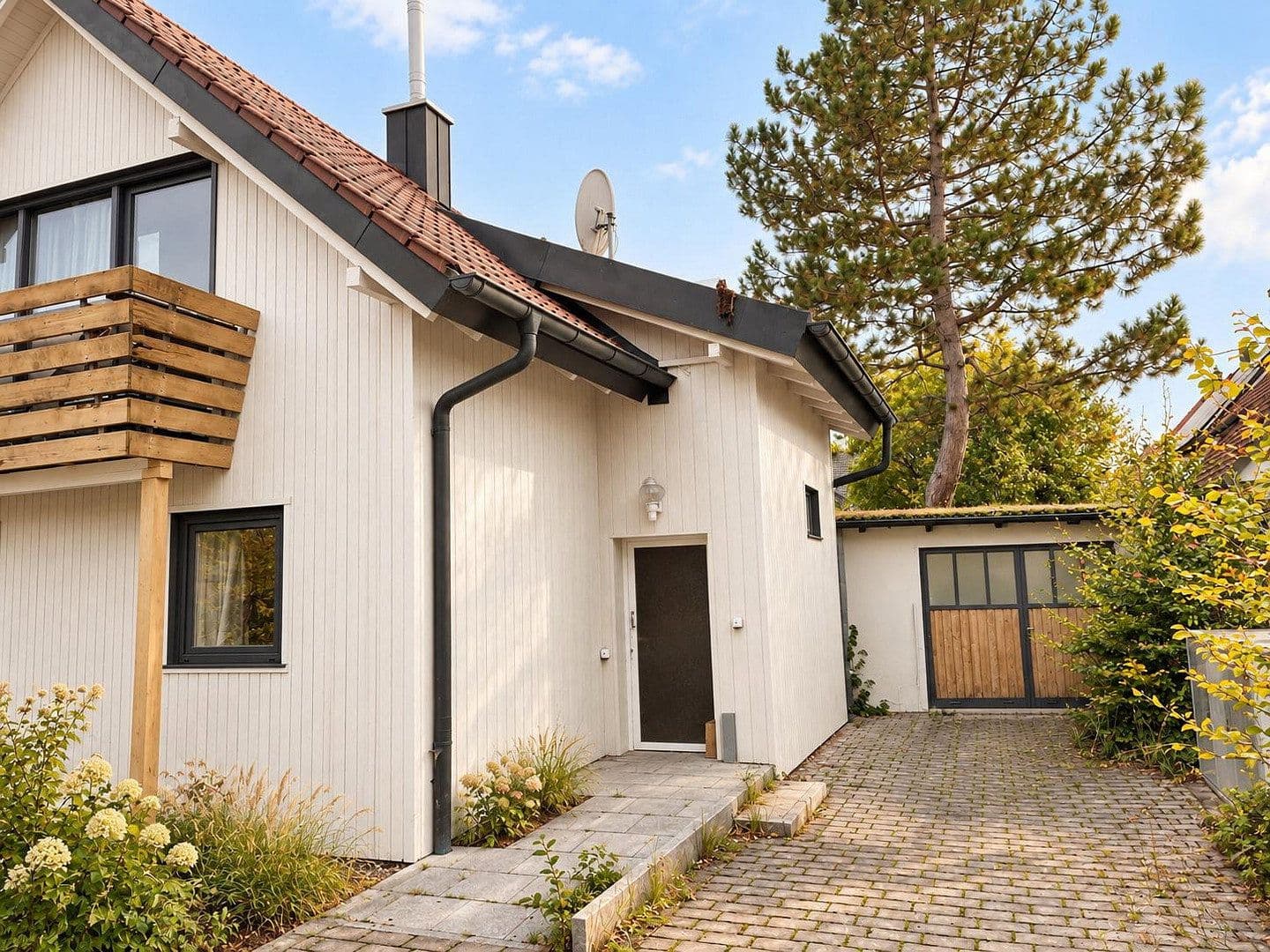 Predaj domu 132 m², pozemok 690 m², Dachau, Bavorsko Predaj domu 132 m², pozemok 690 m², Dachau, Bavorsko
