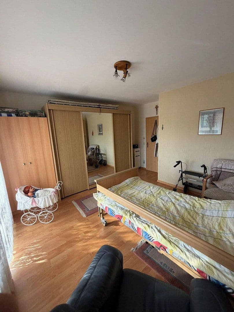 Prenájom bytu 4-izbový 102 m², Am Sonnenhang 8, Oberbettingen, Porýnie-Falcko Prenájom bytu 4-izbový 102 m², Am Sonnenhang 8, Oberbettingen, Porýnie-Falcko