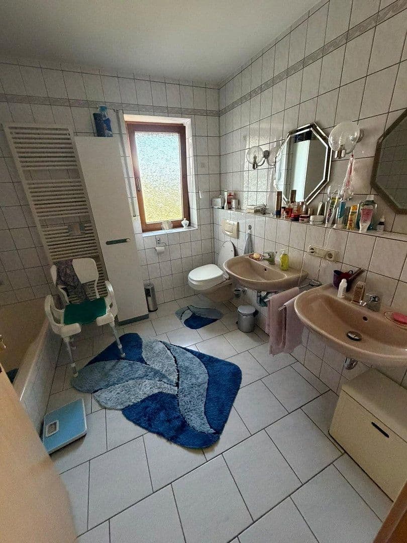 Prenájom bytu 4-izbový 102 m², Am Sonnenhang 8, Oberbettingen, Porýnie-Falcko Prenájom bytu 4-izbový 102 m², Am Sonnenhang 8, Oberbettingen, Porýnie-Falcko