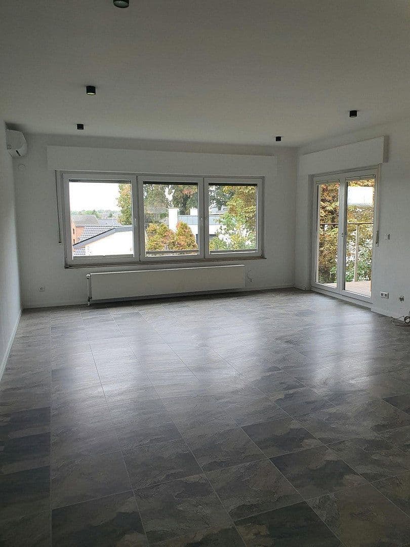 Prenájom domu 206 m², pozemok 380 m², Erftstadt, Severné Porýnie - Westfálsko Prenájom domu 206 m², pozemok 380 m², Erftstadt, Severné Porýnie - Westfálsko