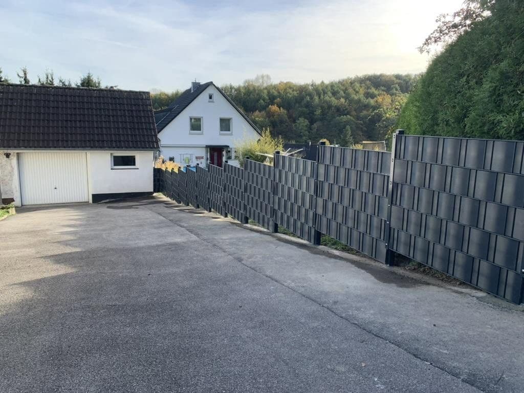 Predaj domu 115 m², pozemok 1.171 m², Velbert, Severné Porýnie - Westfálsko Predaj domu 115 m², pozemok 1.171 m², Velbert, Severné Porýnie - Westfálsko