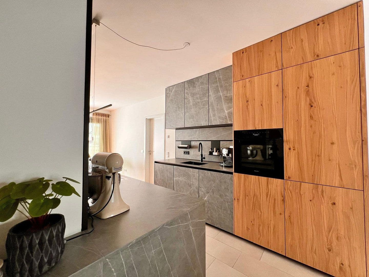 Predaj bytu 3-izbový 85 m², Berlin, Berlín Predaj bytu 3-izbový 85 m², Berlin, Berlín