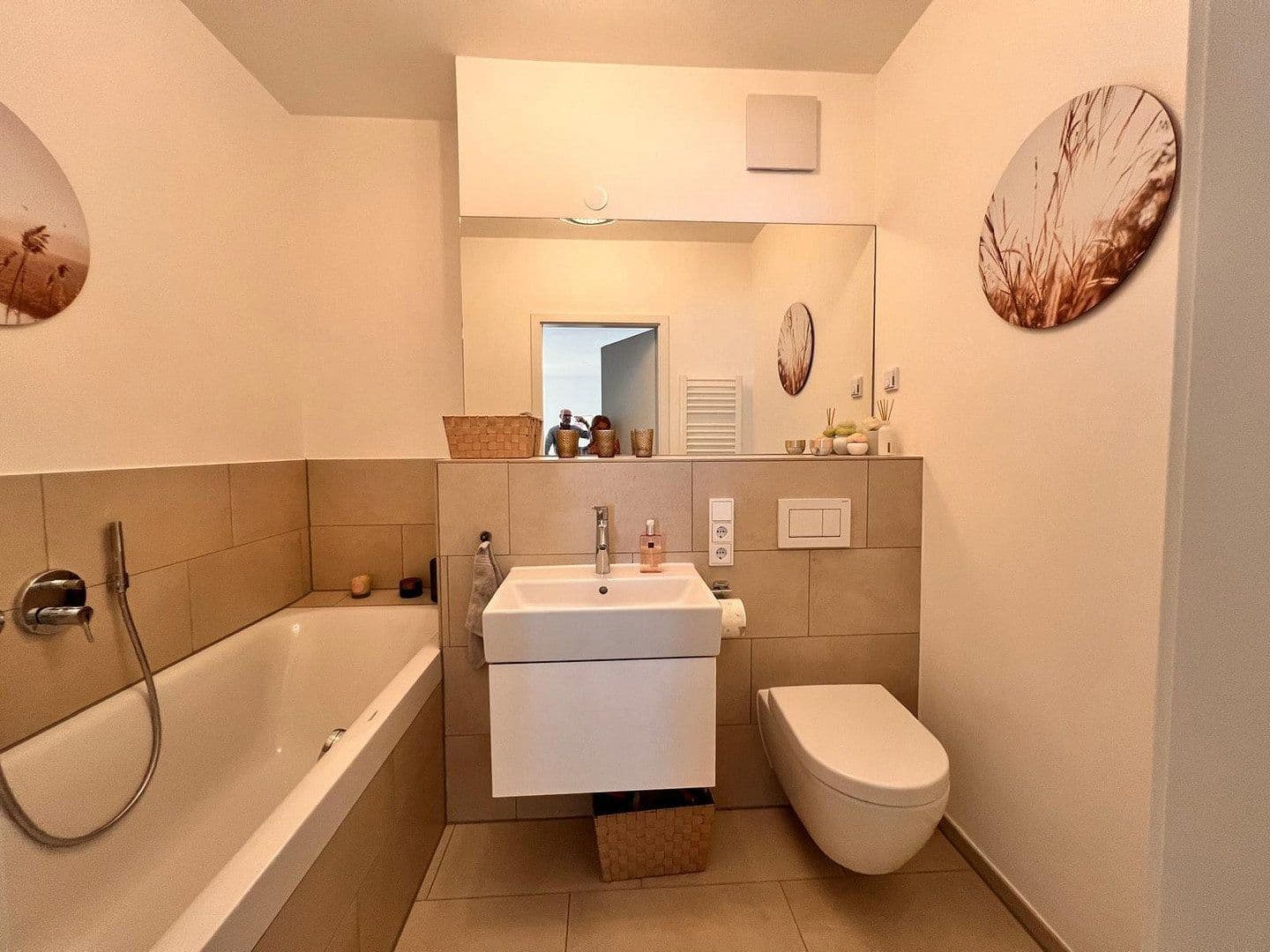Predaj bytu 3-izbový 85 m², Berlin, Berlín Predaj bytu 3-izbový 85 m², Berlin, Berlín