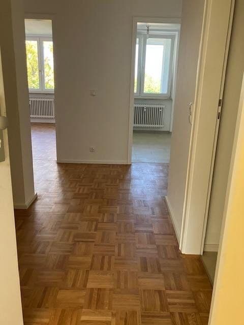 Prenájom bytu 2-izbový 55 m², Denninger Straße 208, München, Bavorsko Prenájom bytu 2-izbový 55 m², Denninger Straße 208, München, Bavorsko