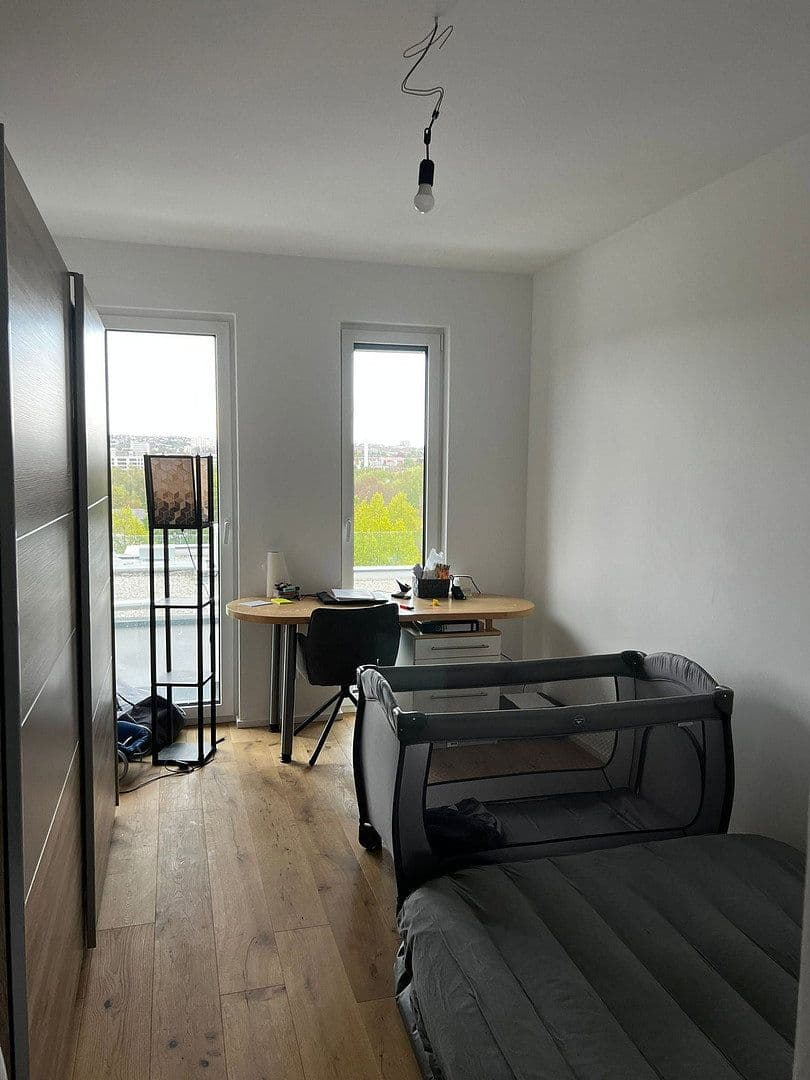 Prenájom bytu 5-izbový 178 m², Am Alten Sportplatz 9, Fulda, Hesensko Prenájom bytu 5-izbový 178 m², Am Alten Sportplatz 9, Fulda, Hesensko
