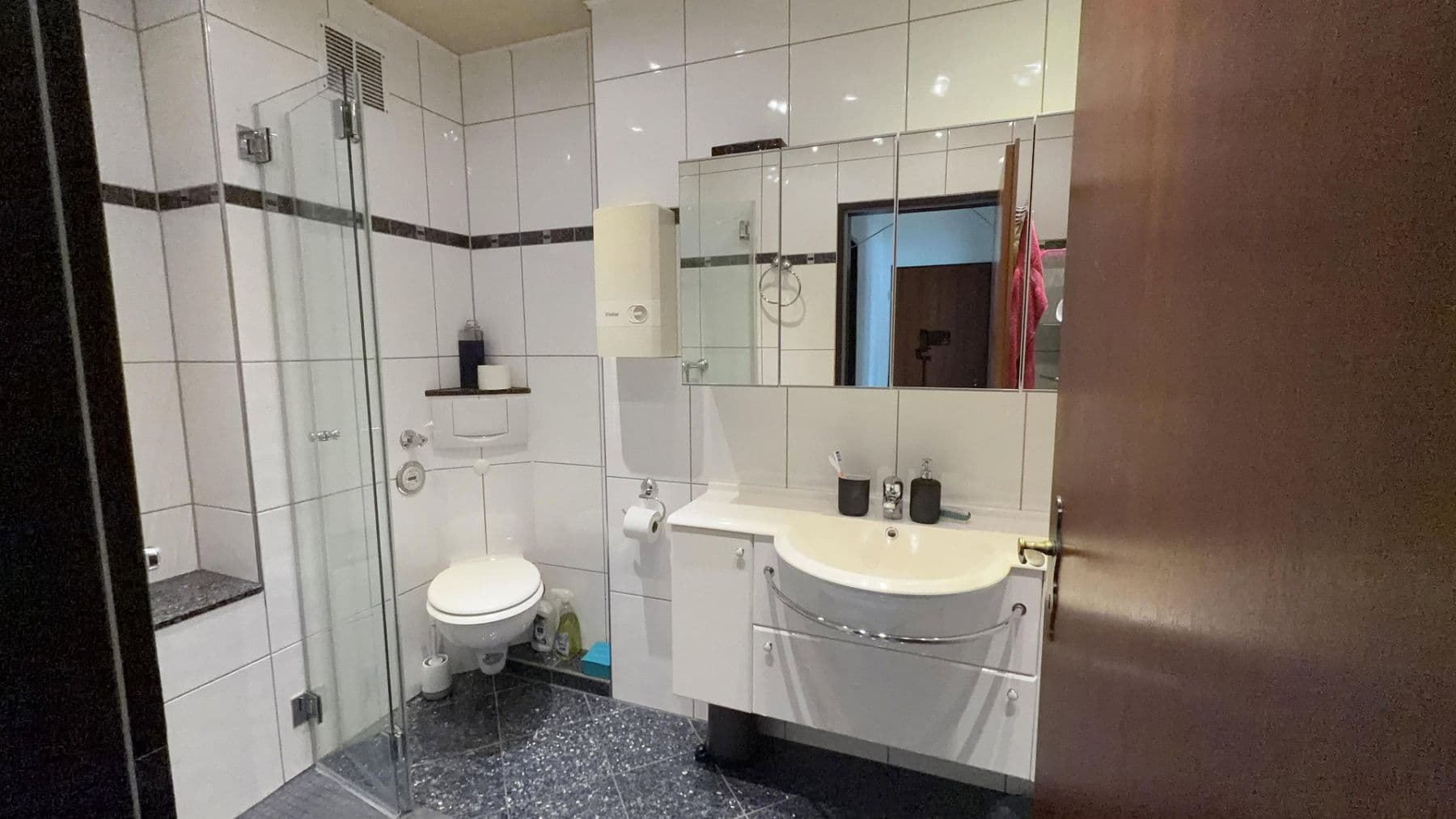 Predaj bytu 3-izbový 88 m², Mönchengladbach, Severné Porýnie - Westfálsko Predaj bytu 3-izbový 88 m², Mönchengladbach, Severné Porýnie - Westfálsko