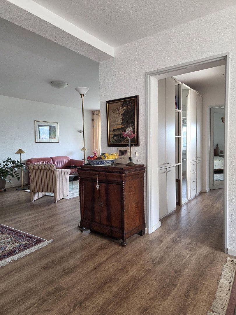 Predaj bytu 5-izbový 125 m², Saarbrücken, Sársko Predaj bytu 5-izbový 125 m², Saarbrücken, Sársko