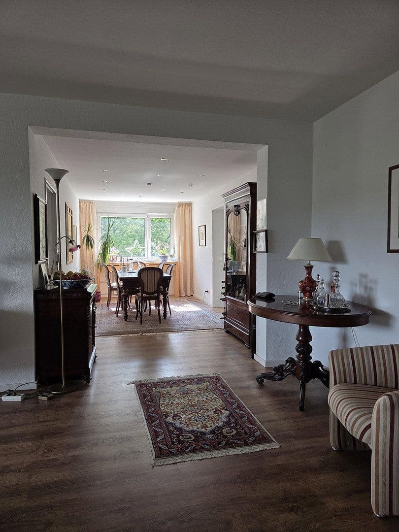 Predaj bytu 5-izbový 125 m², Saarbrücken, Sársko Predaj bytu 5-izbový 125 m², Saarbrücken, Sársko