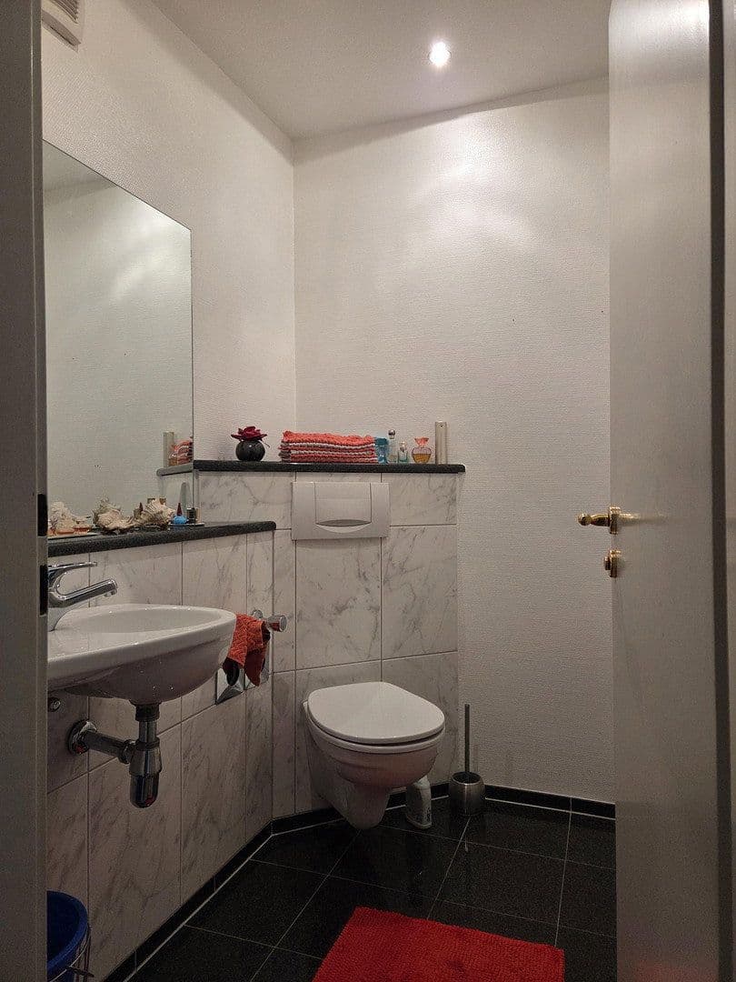Predaj bytu 5-izbový 125 m², Saarbrücken, Sársko Predaj bytu 5-izbový 125 m², Saarbrücken, Sársko