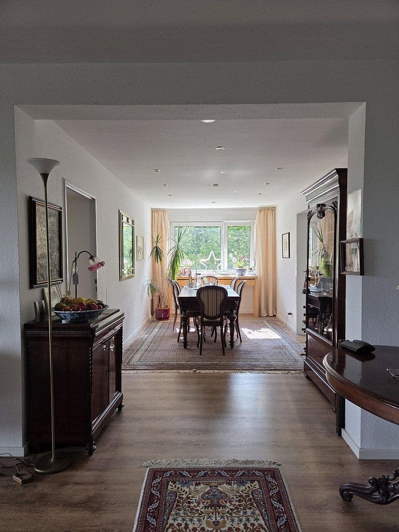 Predaj bytu 5-izbový 125 m², Saarbrücken, Sársko Predaj bytu 5-izbový 125 m², Saarbrücken, Sársko