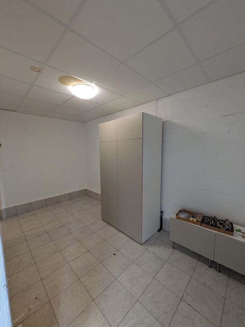 Prenájom kancelárie 60 m², Rotebühlstrasse 108, Stuttgart West, Bádensko-Wurttembersko Prenájom kancelárie 60 m², Rotebühlstrasse 108, Stuttgart West, Bádensko-Wurttembersko