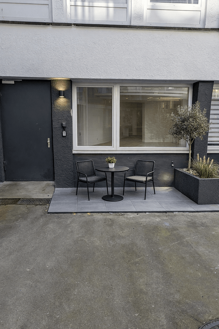 Prenájom kancelárie 60 m², Rotebühlstrasse 108, Stuttgart West, Bádensko-Wurttembersko Prenájom kancelárie 60 m², Rotebühlstrasse 108, Stuttgart West, Bádensko-Wurttembersko