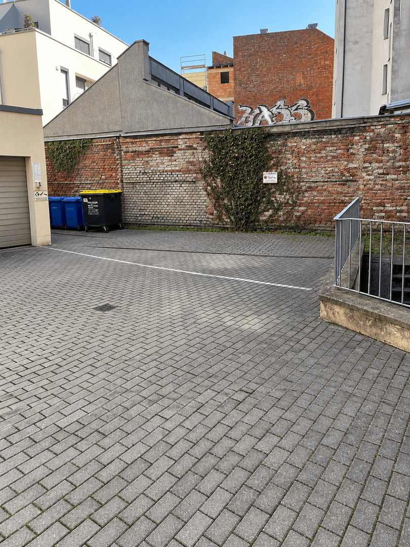 Prenájom nebytového priestoru 24 m², Zerzabelshofstr 5, Nürnberg, Bavorsko Prenájom nebytového priestoru 24 m², Zerzabelshofstr 5, Nürnberg, Bavorsko
