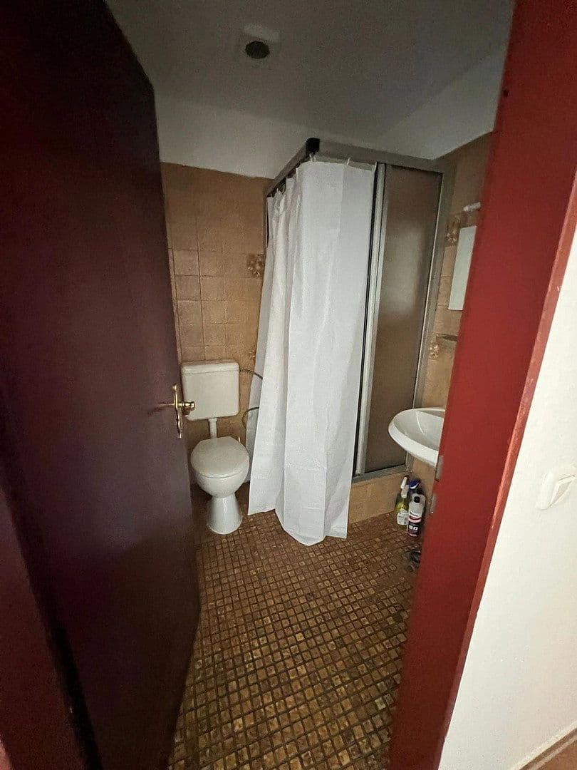 Prenájom nebytového priestoru 700 m², Hanau, Hesensko Prenájom nebytového priestoru 700 m², Hanau, Hesensko