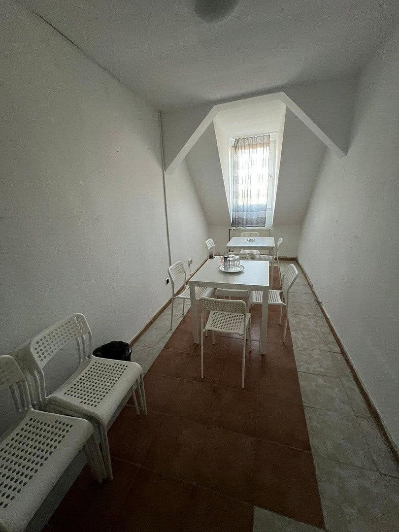 Prenájom nebytového priestoru 700 m², Hanau, Hesensko Prenájom nebytového priestoru 700 m², Hanau, Hesensko