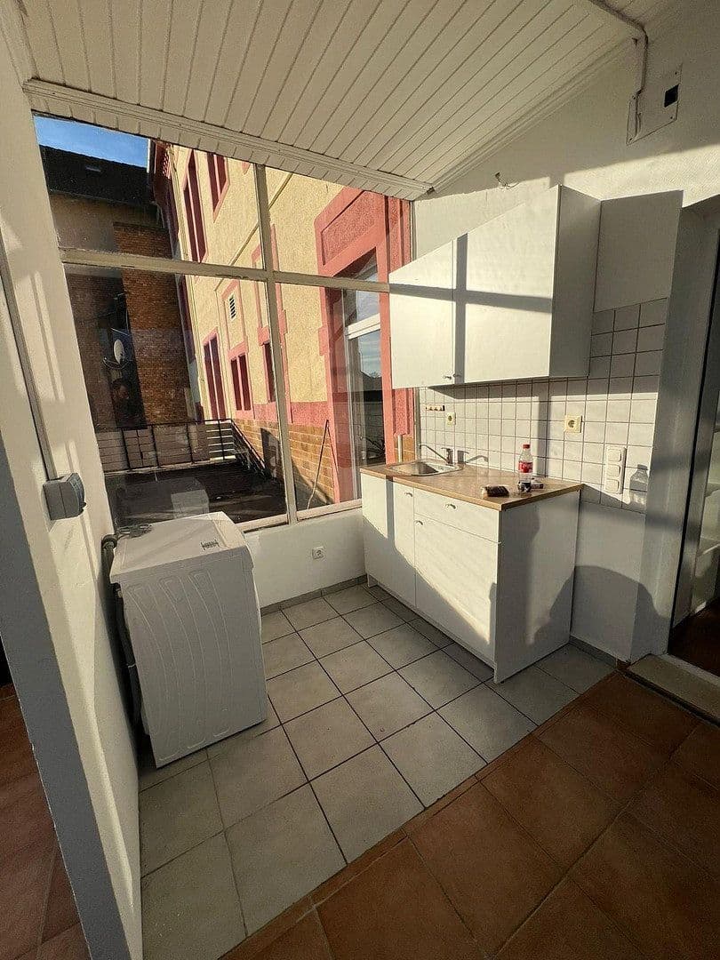 Prenájom nebytového priestoru 700 m², Hanau, Hesensko Prenájom nebytového priestoru 700 m², Hanau, Hesensko