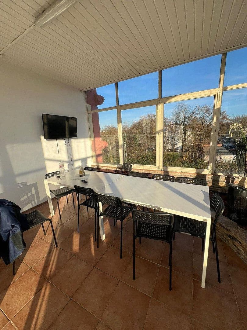 Prenájom nebytového priestoru 700 m², Hanau, Hesensko Prenájom nebytového priestoru 700 m², Hanau, Hesensko