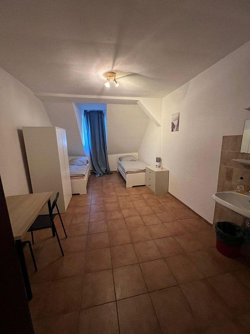 Prenájom nebytového priestoru 700 m², Hanau, Hesensko Prenájom nebytového priestoru 700 m², Hanau, Hesensko