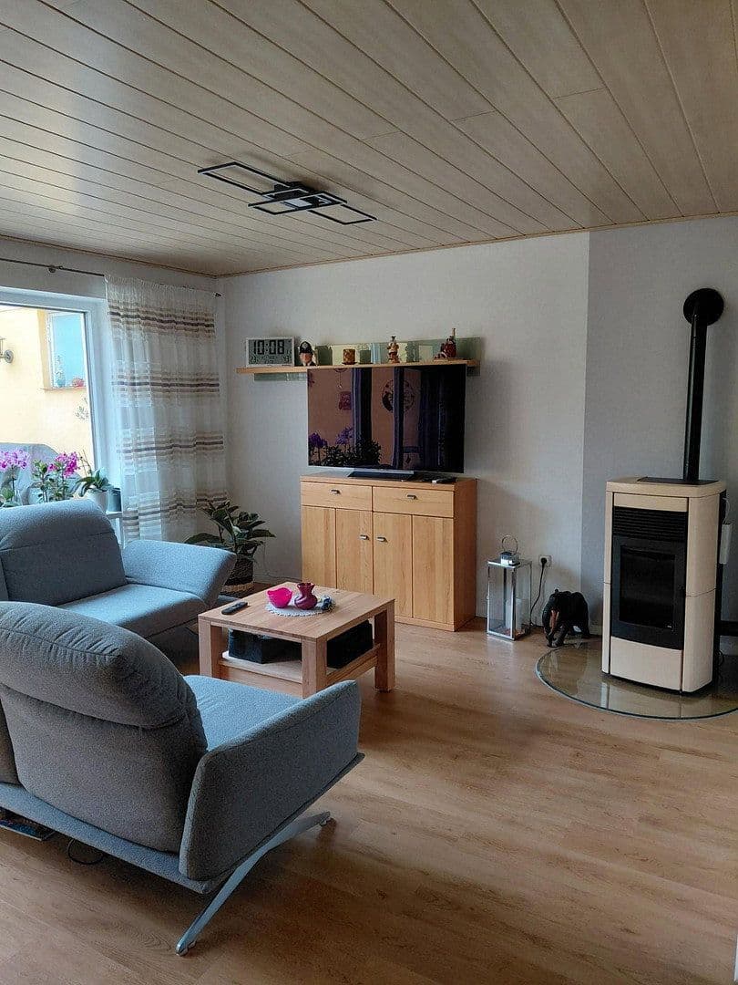 Predaj domu 120 m², pozemok 363 m², Ölbronn-Dürrn, Bádensko-Wurttembersko Predaj domu 120 m², pozemok 363 m², Ölbronn-Dürrn, Bádensko-Wurttembersko