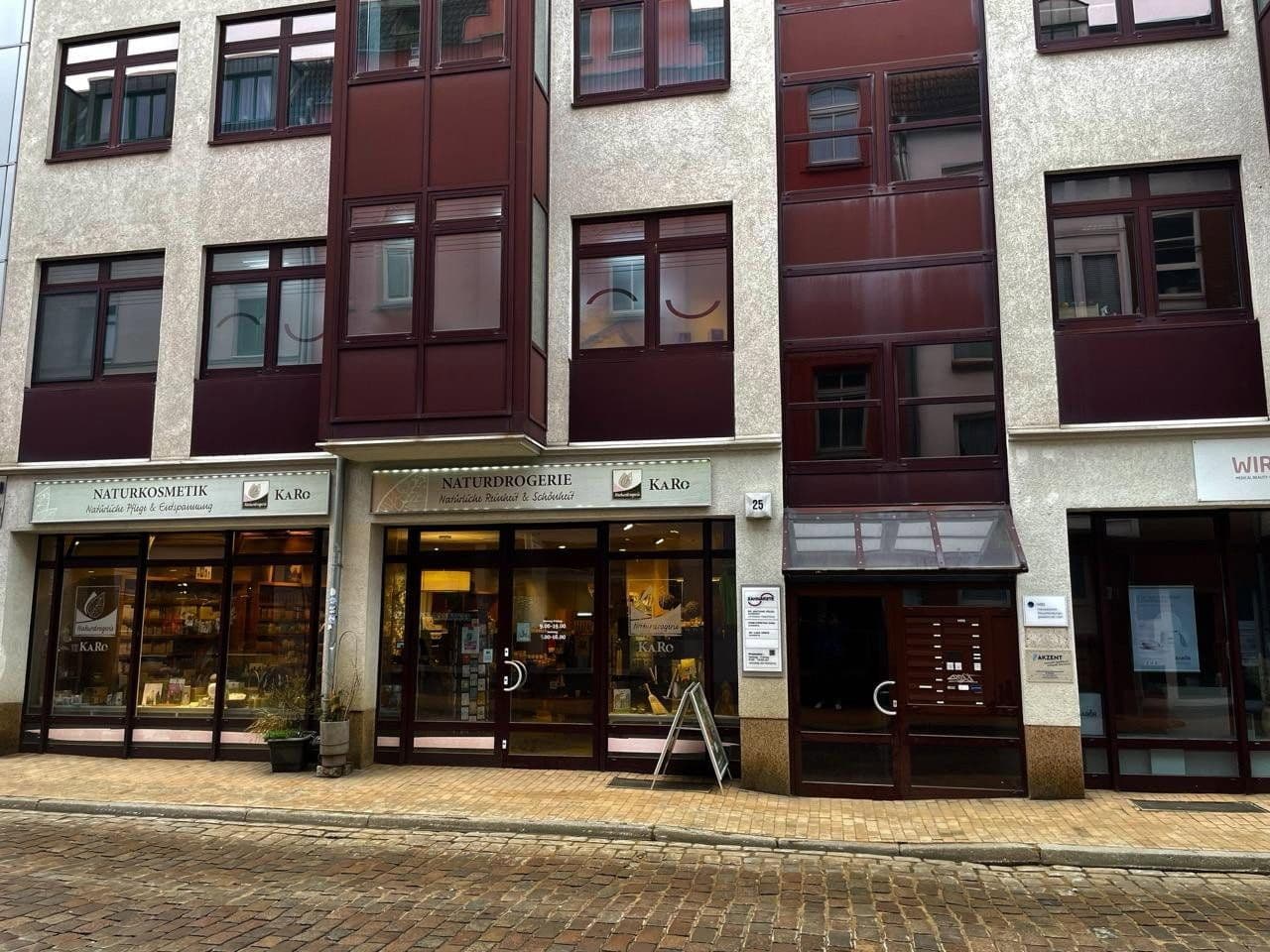 Prenájom nebytového priestoru 58 m², Lübecker Strasse 25-27, Schwerin, Meklenbursko-Predpomoransko Prenájom nebytového priestoru 58 m², Lübecker Strasse 25-27, Schwerin, Meklenbursko-Predpomoransko