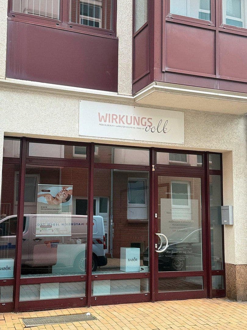 Prenájom nebytového priestoru 58 m², Lübecker Strasse 25-27, Schwerin, Meklenbursko-Predpomoransko Prenájom nebytového priestoru 58 m², Lübecker Strasse 25-27, Schwerin, Meklenbursko-Predpomoransko